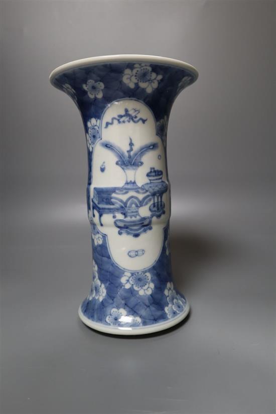 A Chinese vase, painted in underglaze blue, height 22cm